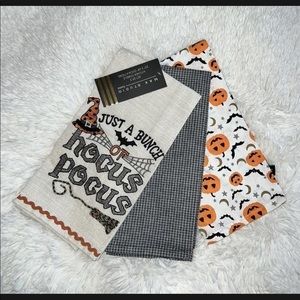 MAX Studio Hocus Pocus Set of 3 Kitchen Towels NWT